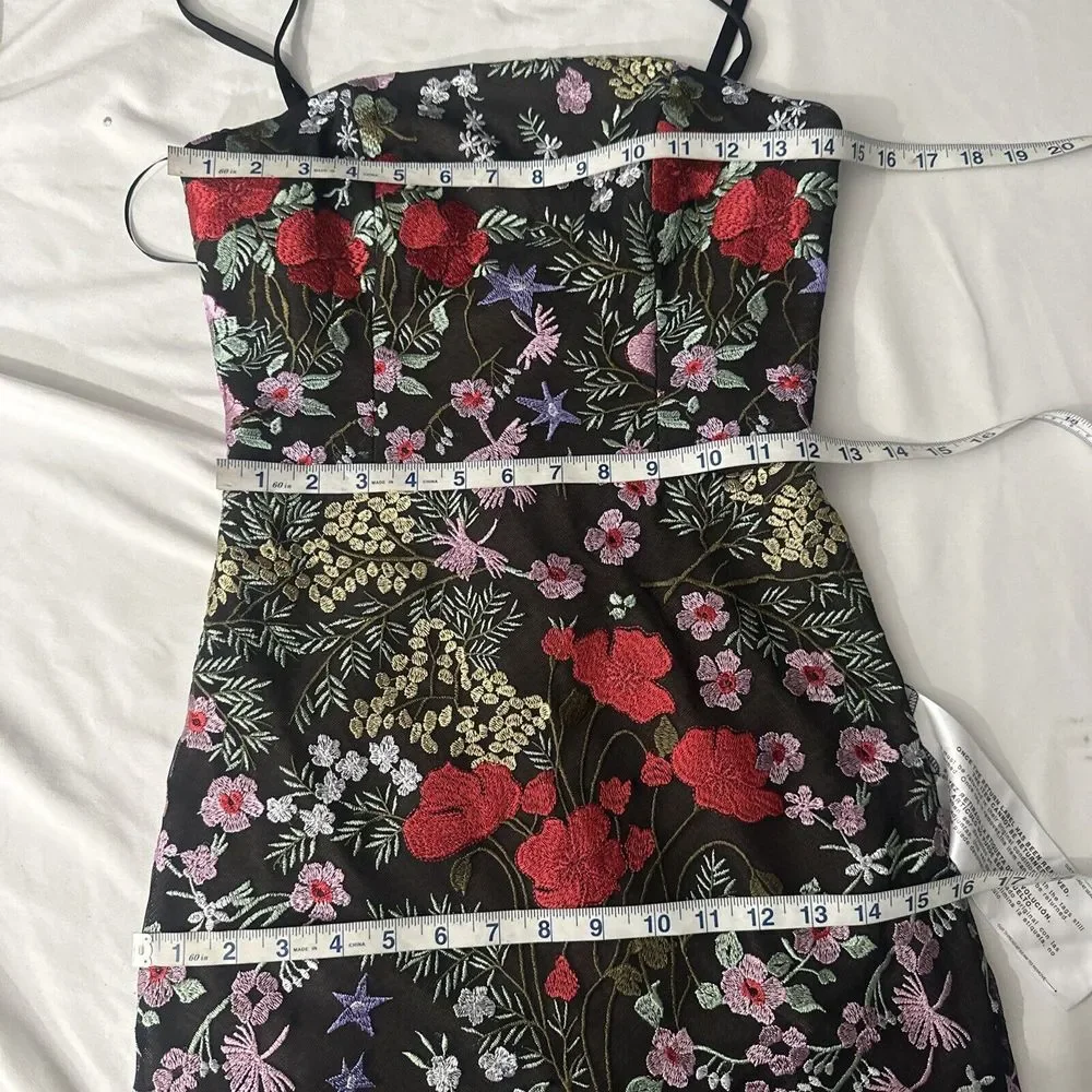 NEW $288 Dress The Population [ Small ] Kyla Floral Embroidered Mini Dress Q1017